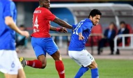 足球球员爆料视频,球员亲述爆笑瞬间